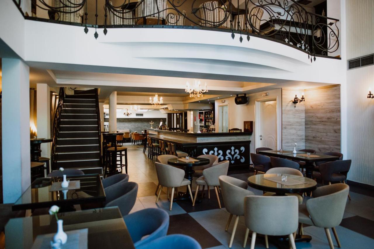 Bela Kuka Hotel Bitola Bagian luar foto