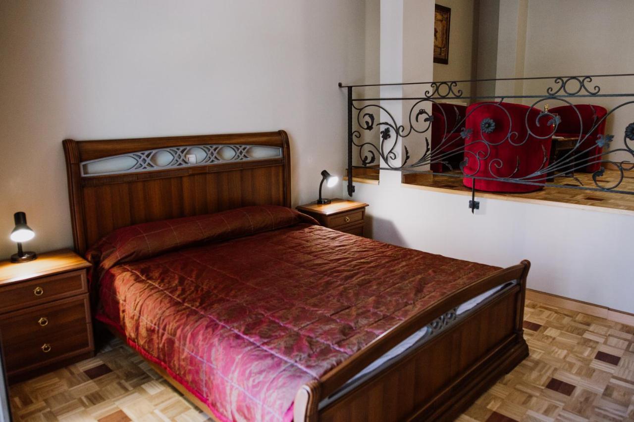 Bela Kuka Hotel Bitola Bagian luar foto