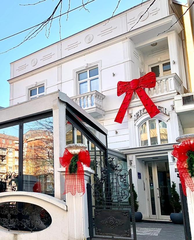 Bela Kuka Hotel Bitola Bagian luar foto