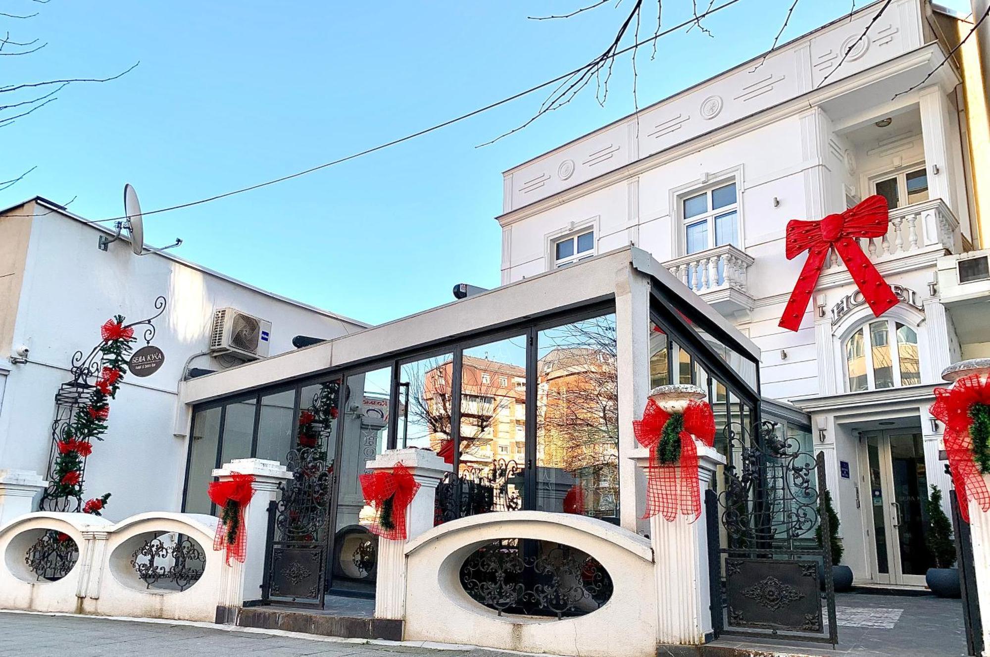 Bela Kuka Hotel Bitola Bagian luar foto